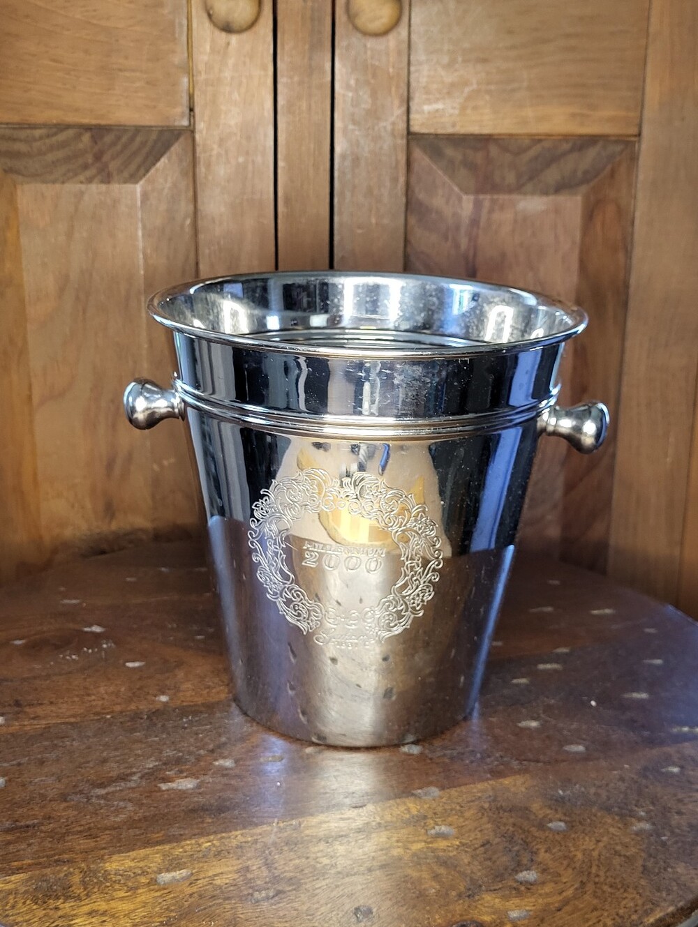 Y2K  Ice Bucket